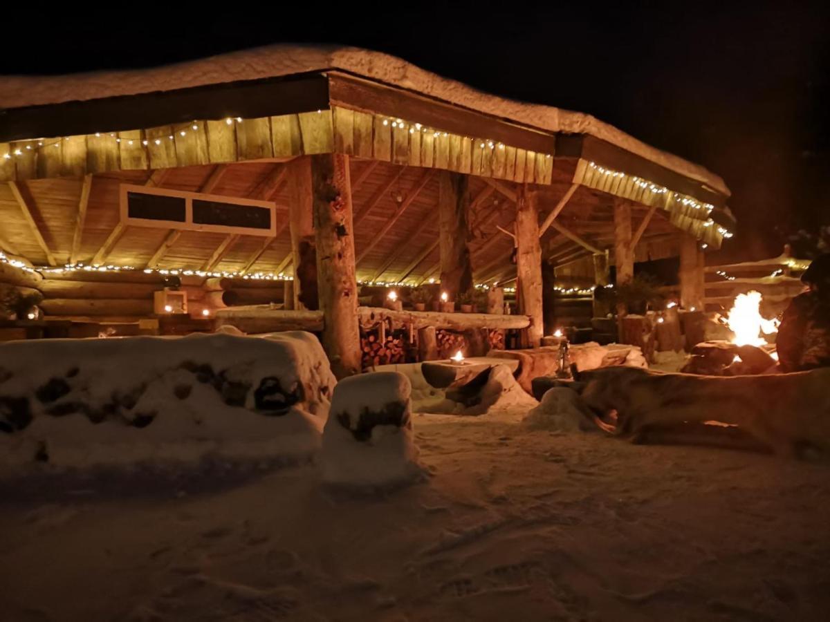 Ajakka Kuusamo Bagian luar foto